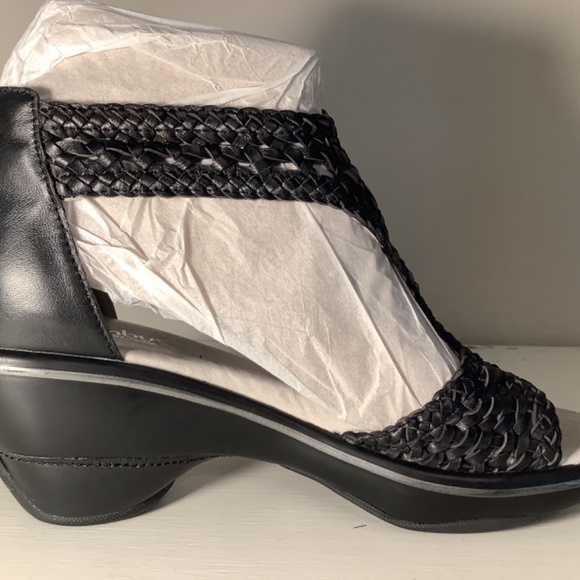 Jambu Black Leather Woven Sandals 9 - Picture 3 of 9